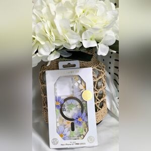 Rifle Paper Co. iPhone 15 PRO Case | MagSafe Compatible | Pastel Marguerite NIB